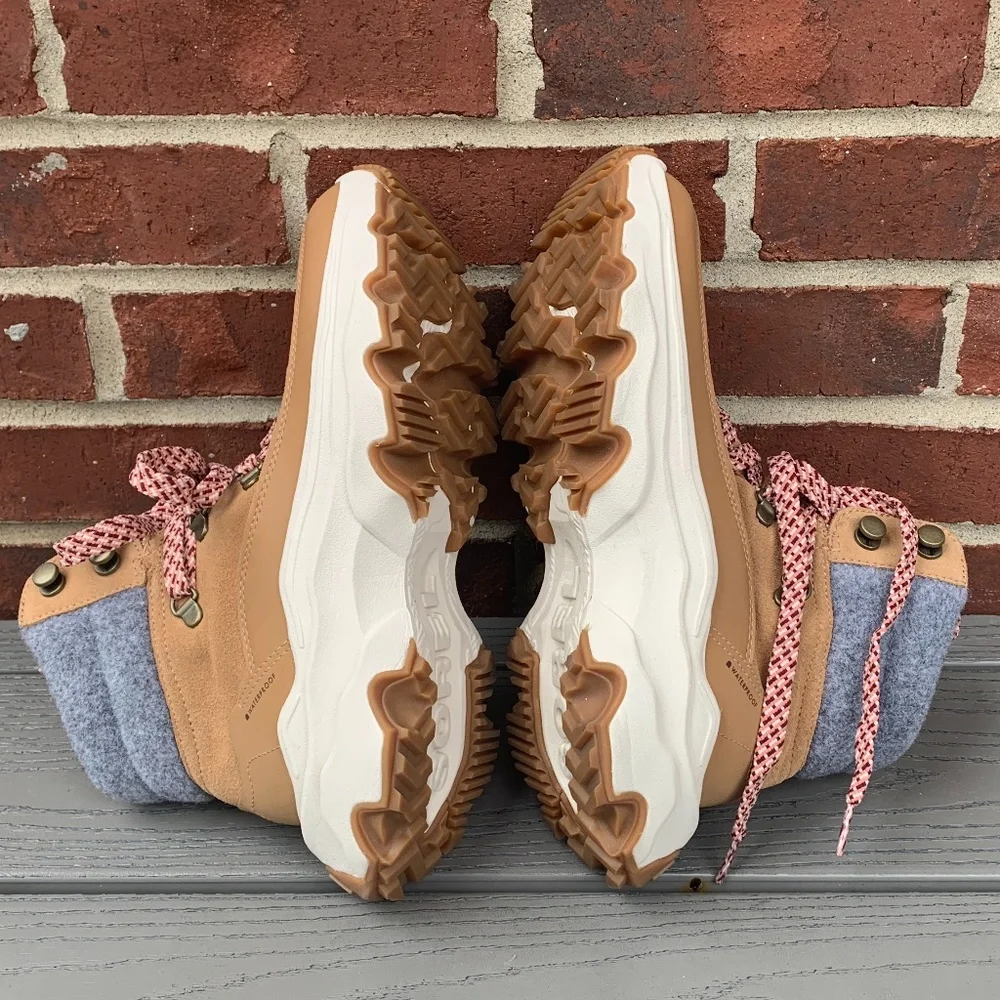 Sorel Kinetic Breakthru Conquest Waterproof Boots - Picture 7 of 13